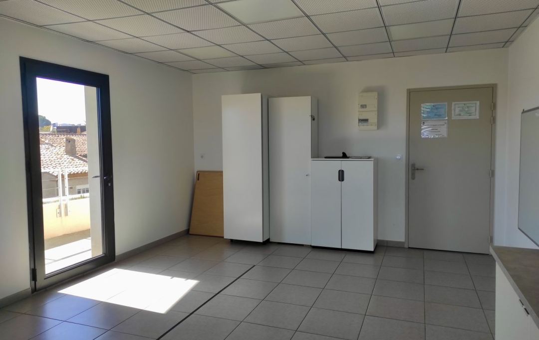 LM PATRIMOINE : Local / Bureau | PEZENAS (34120) | 30 m2 | 99 000 € 